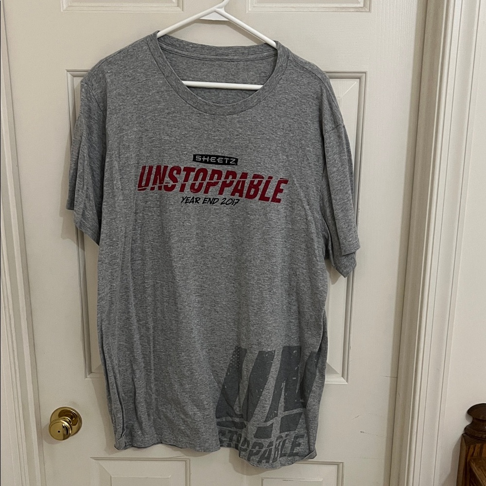 Gray 2017 Sheetz Unstoppable Year End T-shirt Size XL